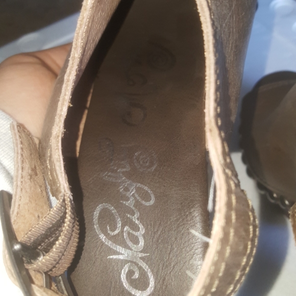 Suede Peep - Picture 6 of 9